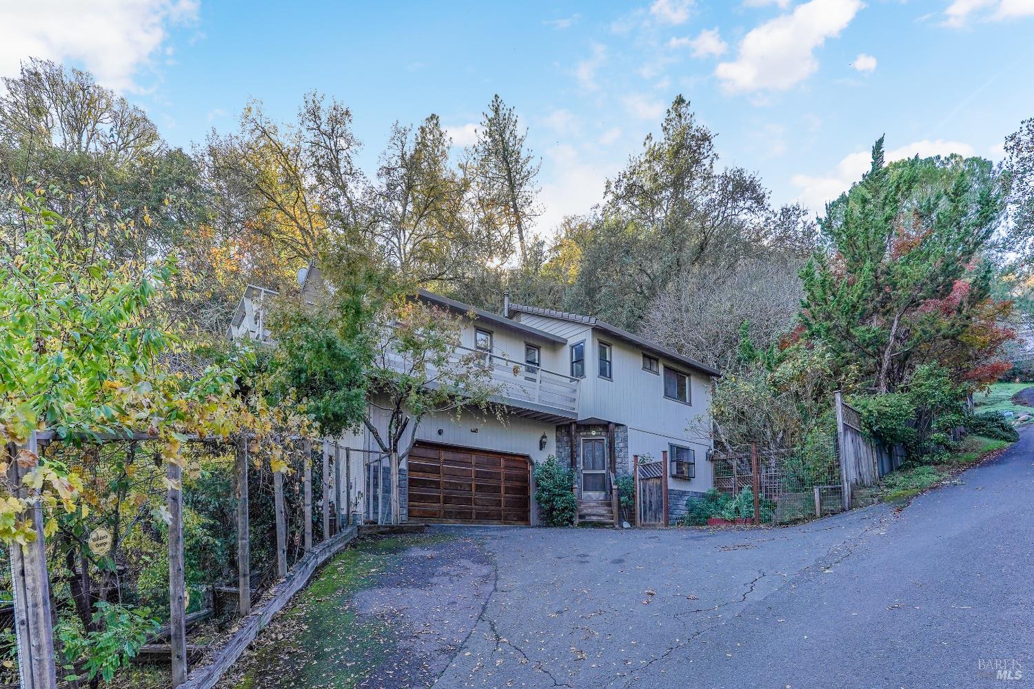 301 Toyon Road Ukiah CA 95482