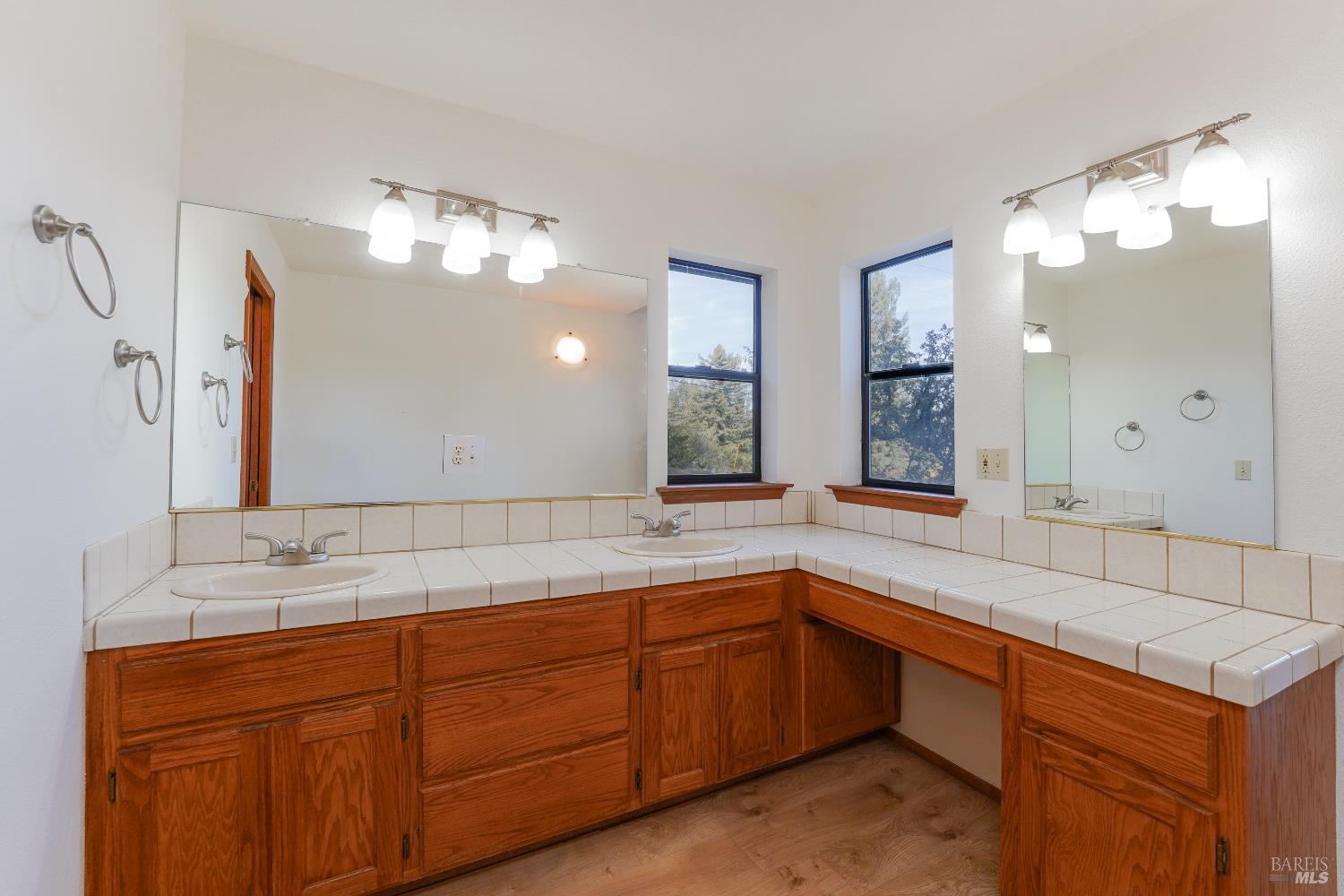 301 Toyon Road Ukiah CA 95482