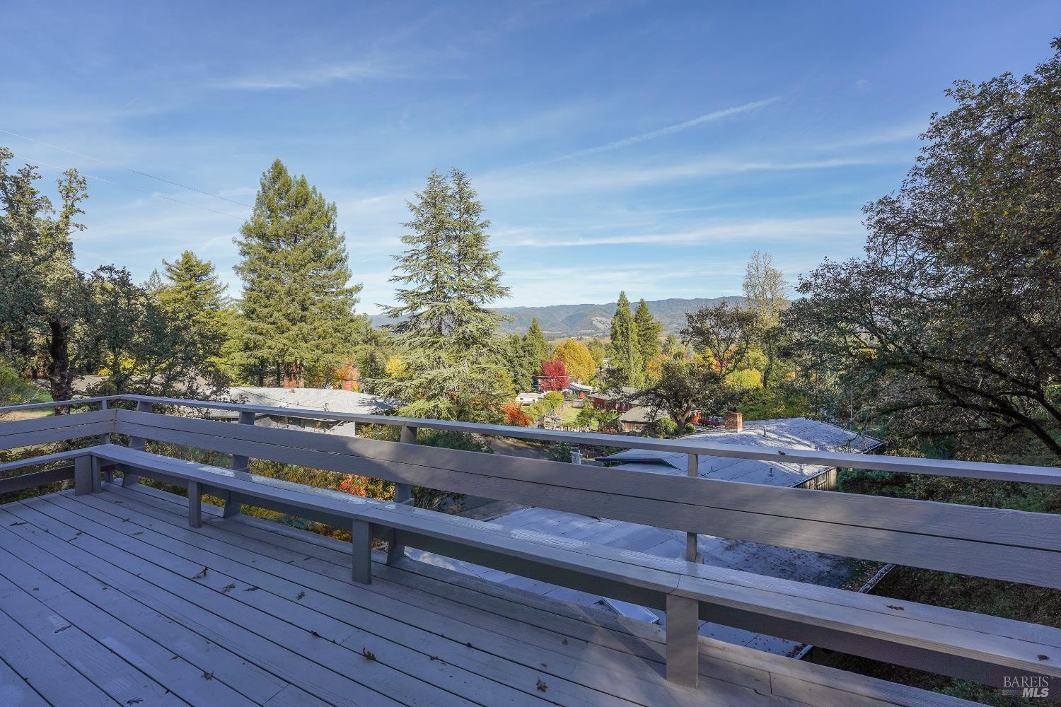 301 Toyon Road Ukiah CA 95482