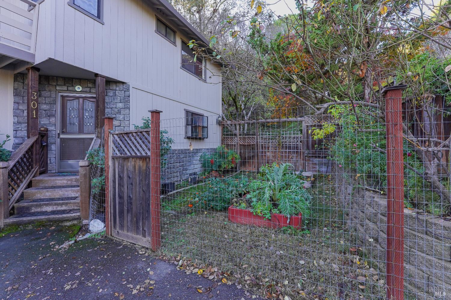 301 Toyon Road Ukiah CA 95482