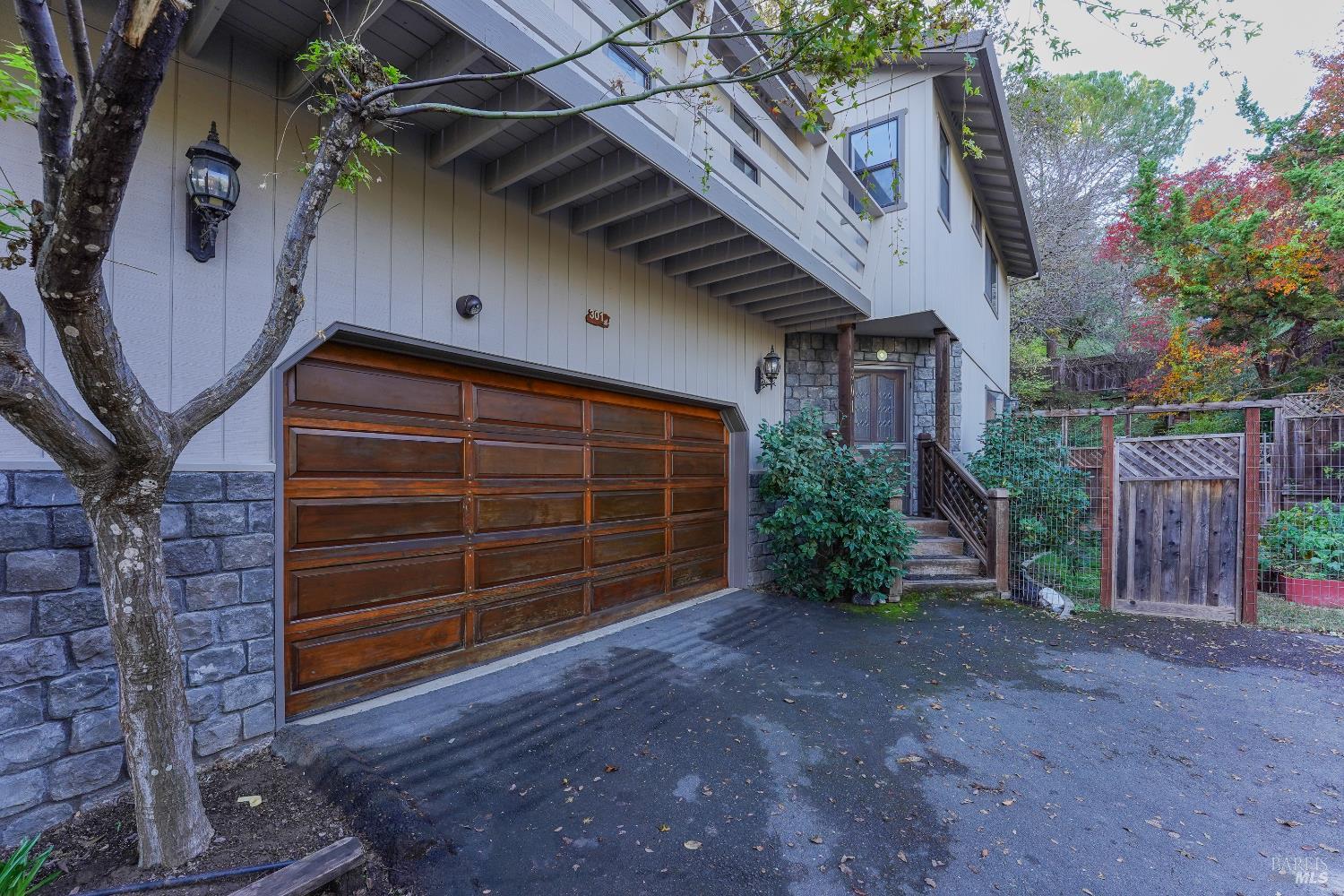301 Toyon Road Ukiah CA 95482