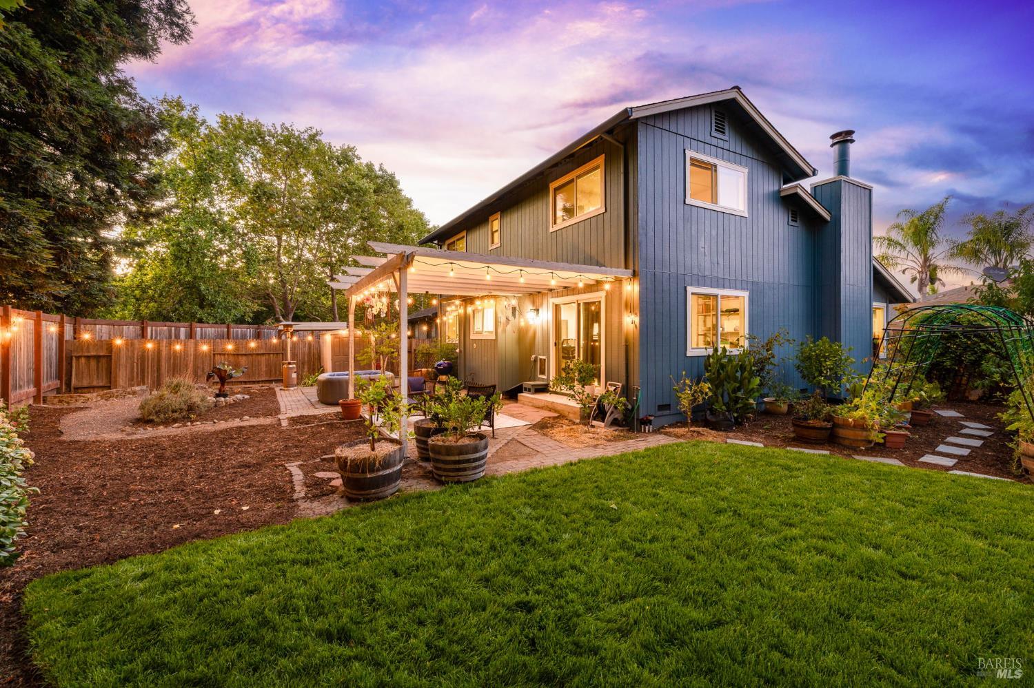 2484 College Park Circle Santa Rosa CA 95401