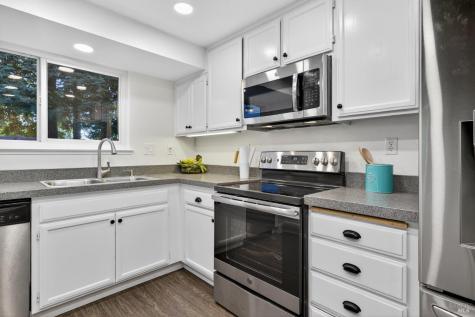 2484 College Park Circle Santa Rosa CA 95401