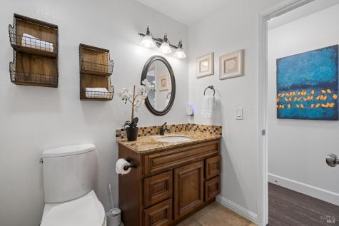 2484 College Park Circle Santa Rosa CA 95401