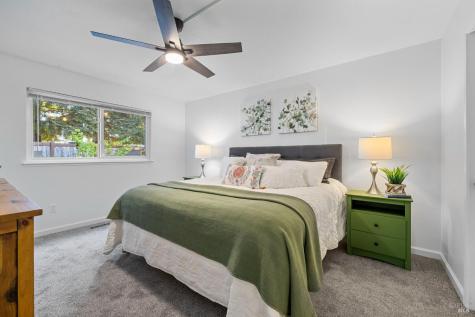 2484 College Park Circle Santa Rosa CA 95401
