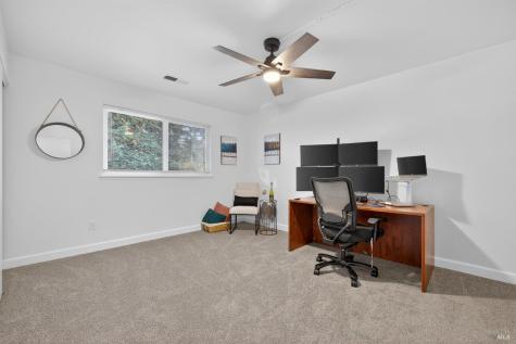 2484 College Park Circle Santa Rosa CA 95401