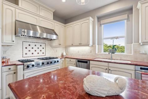 115 Stonetree Lane Novato CA 94945