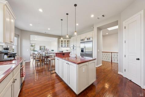 115 Stonetree Lane Novato CA 94945