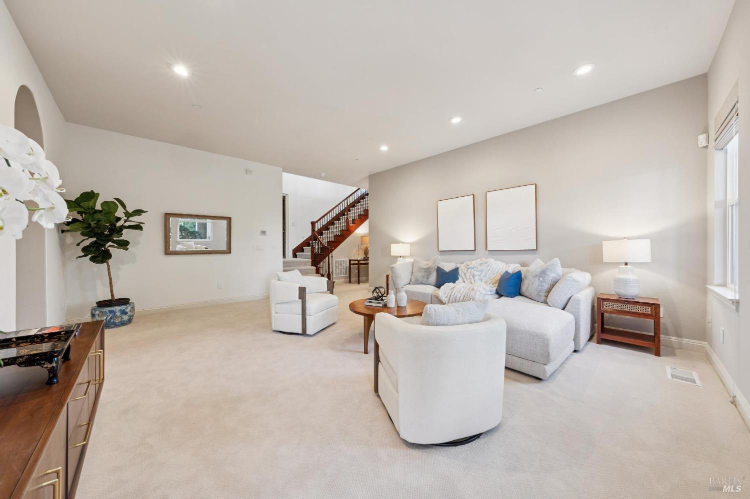 115 Stonetree Lane Novato CA 94945