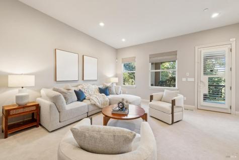 115 Stonetree Lane Novato CA 94945