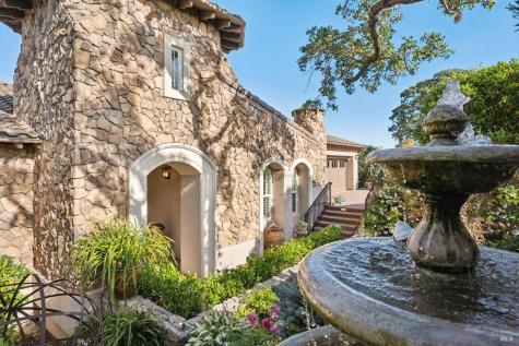 115 Stonetree Lane Novato CA 94945