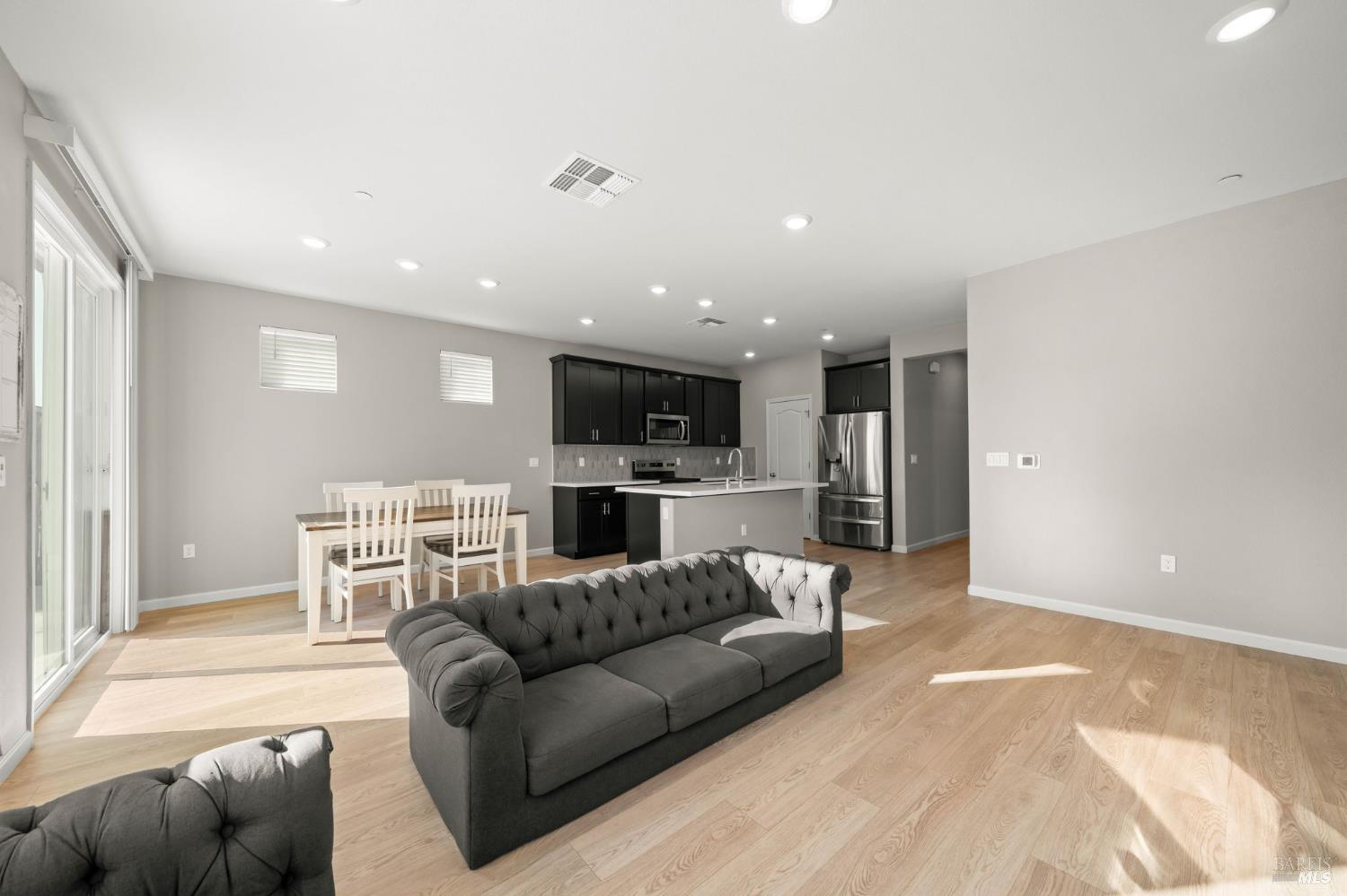 237 Ryde Street Vacaville CA 95687