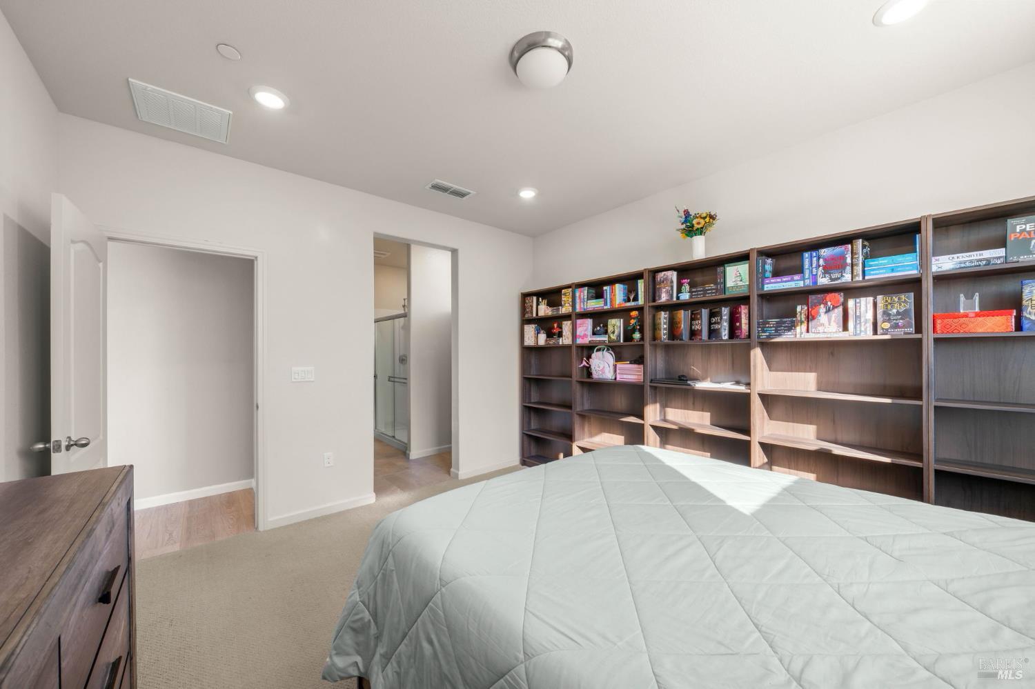 237 Ryde Street Vacaville CA 95687