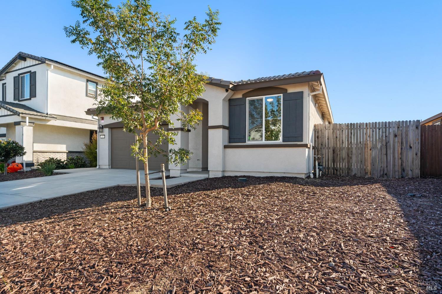 237 Ryde Street Vacaville CA 95687