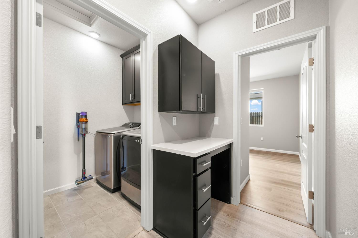 237 Ryde Street Vacaville CA 95687