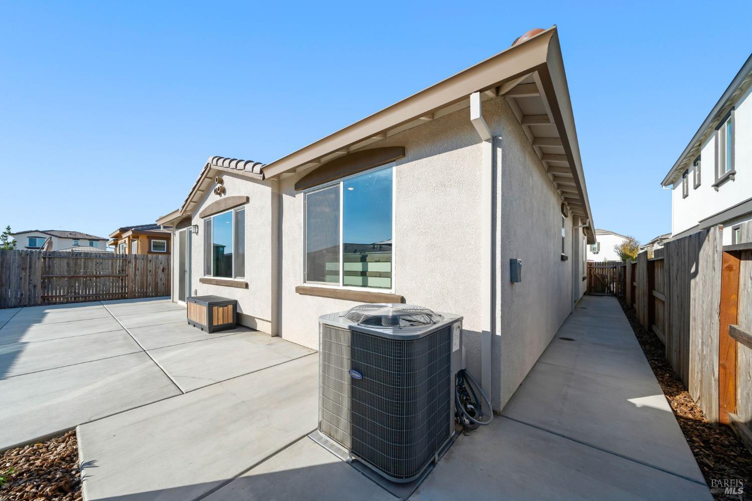237 Ryde Street Vacaville CA 95687