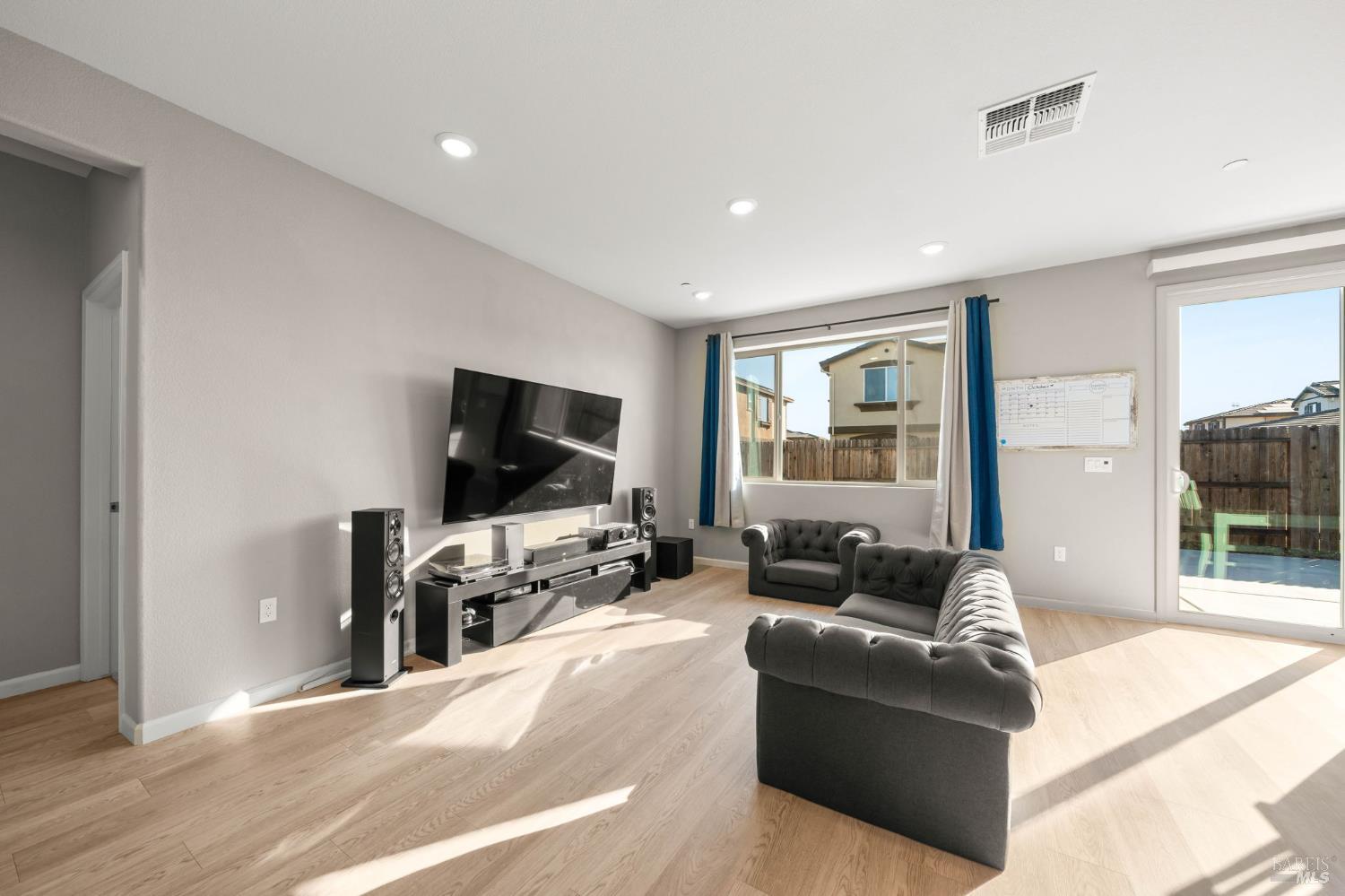237 Ryde Street Vacaville CA 95687