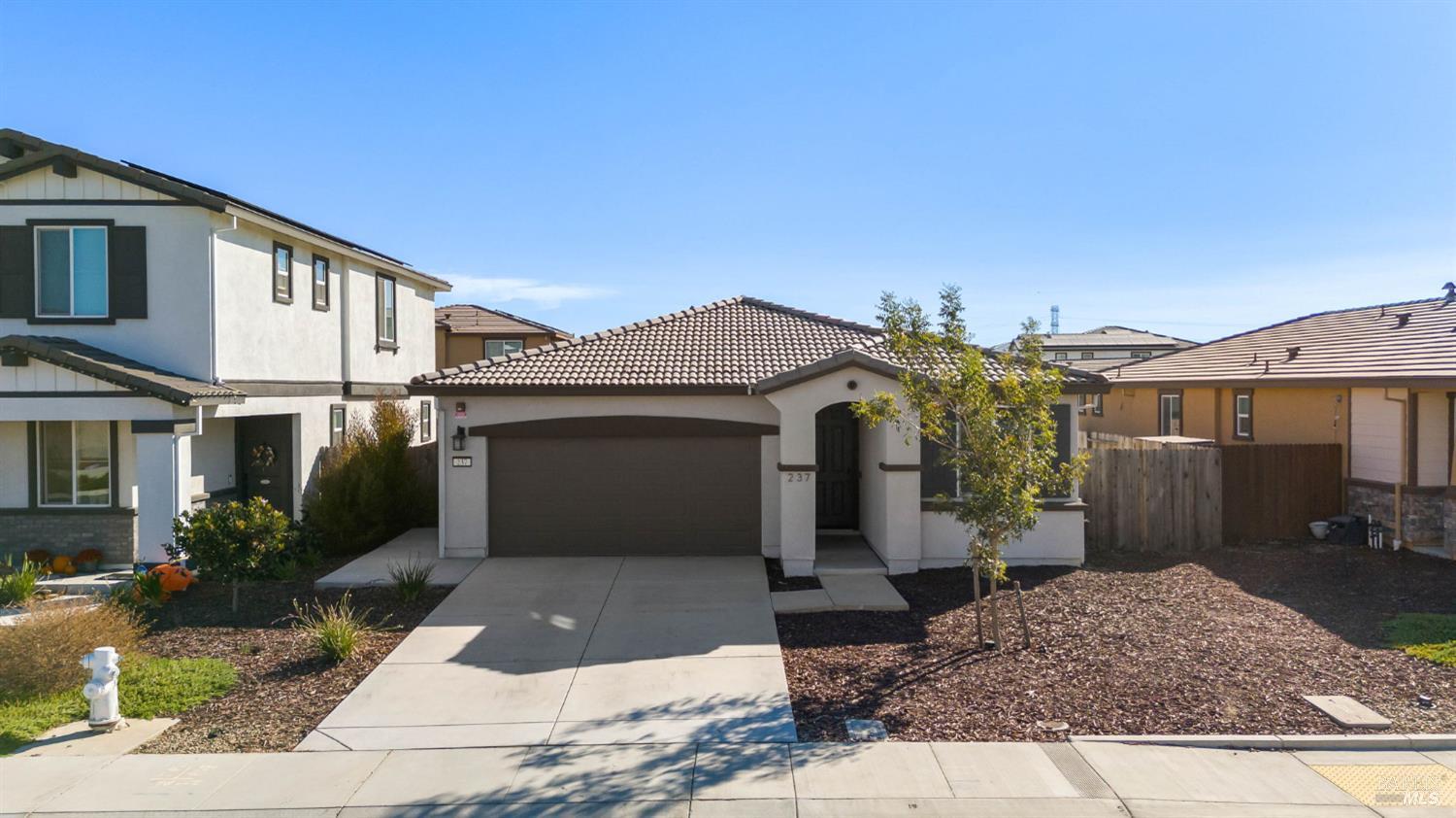 237 Ryde Street Vacaville CA 95687