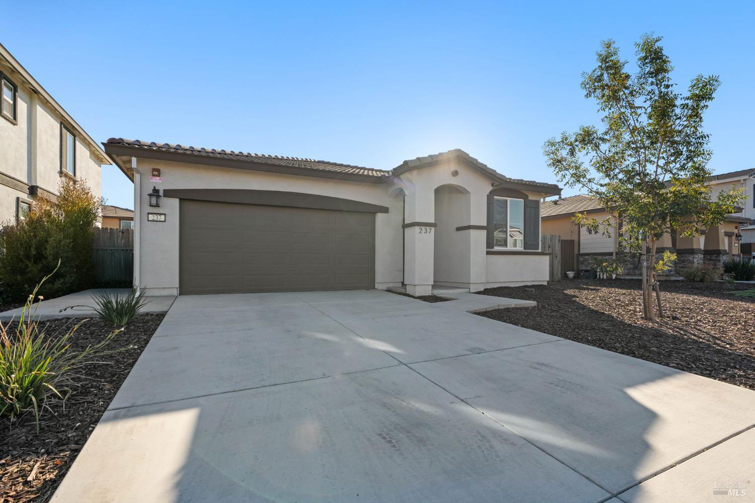 237 Ryde Street Vacaville CA 95687
