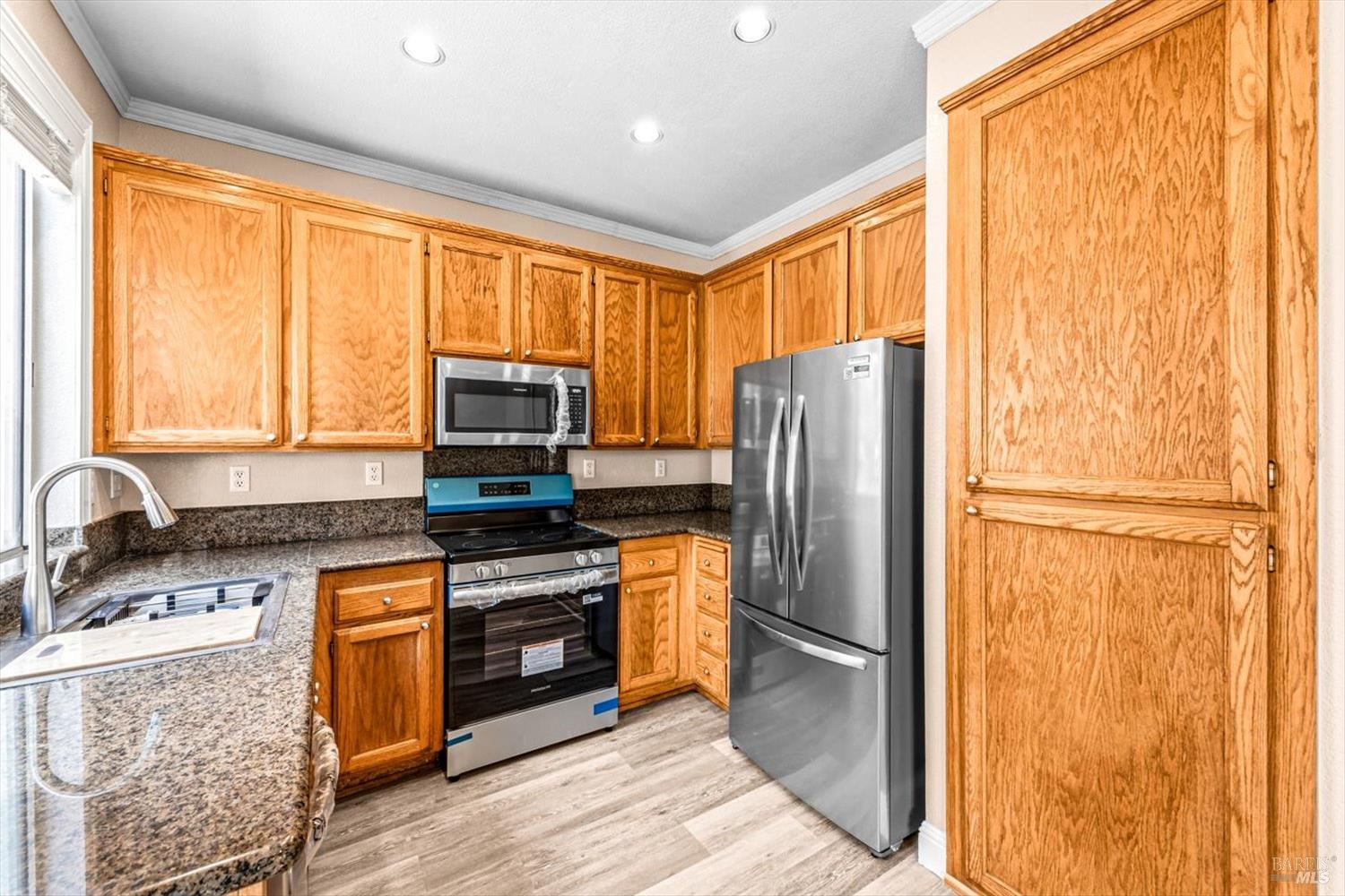 266 Tamarisk Circle Suisun City CA 94585
