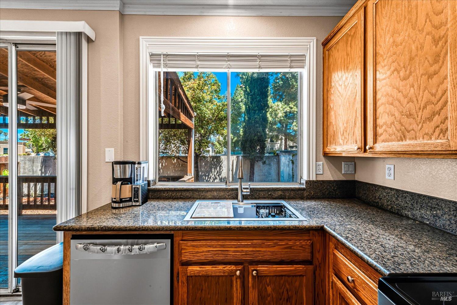 266 Tamarisk Circle Suisun City CA 94585