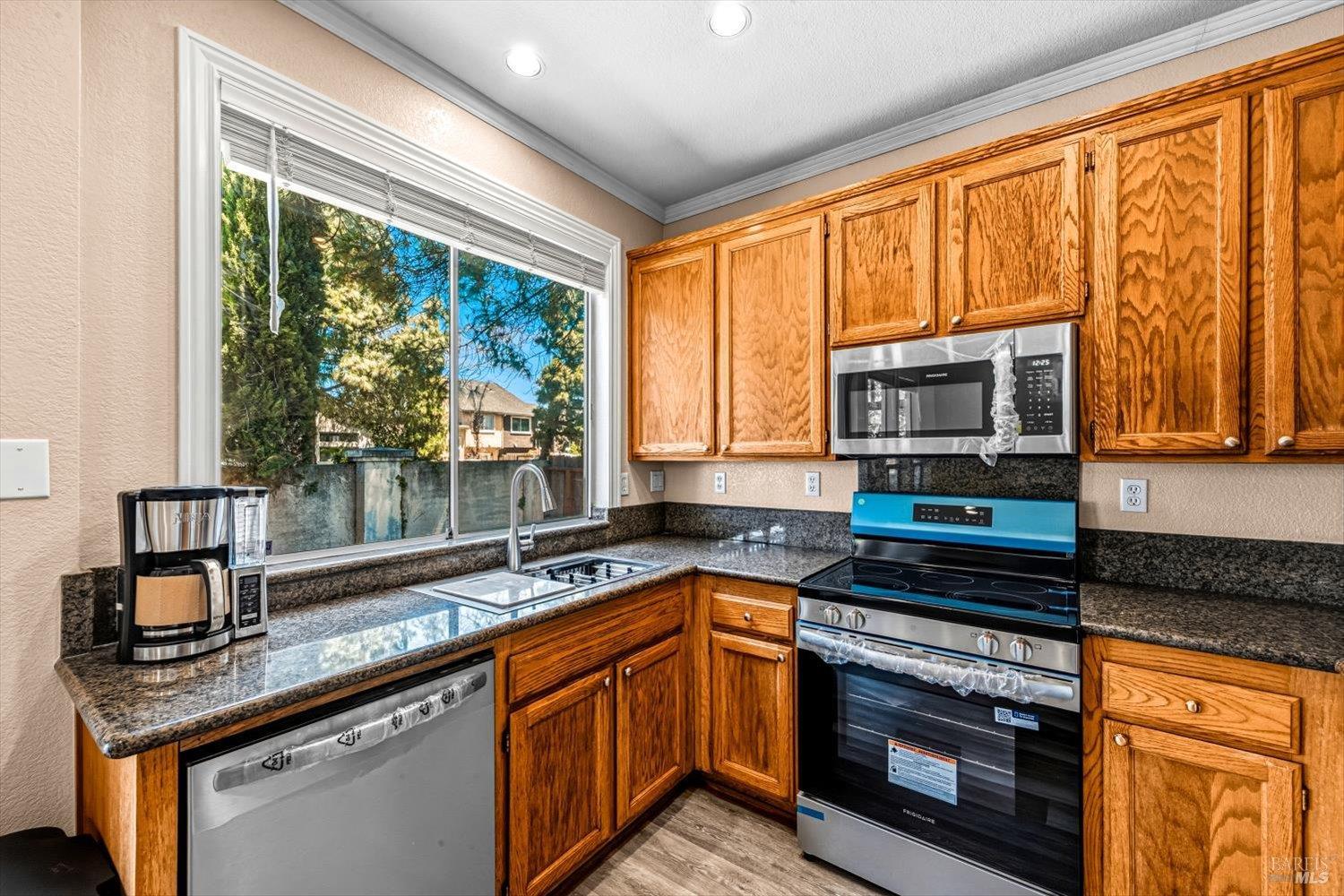 266 Tamarisk Circle Suisun City CA 94585