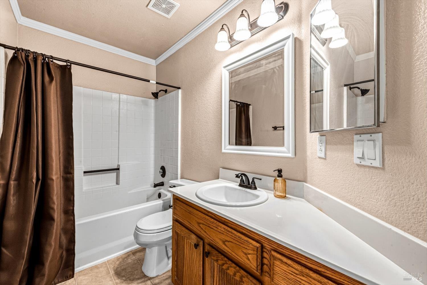 266 Tamarisk Circle Suisun City CA 94585
