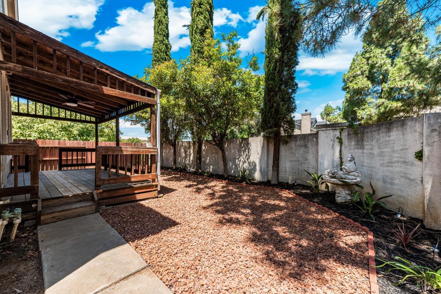 266 Tamarisk Circle Suisun City CA 94585