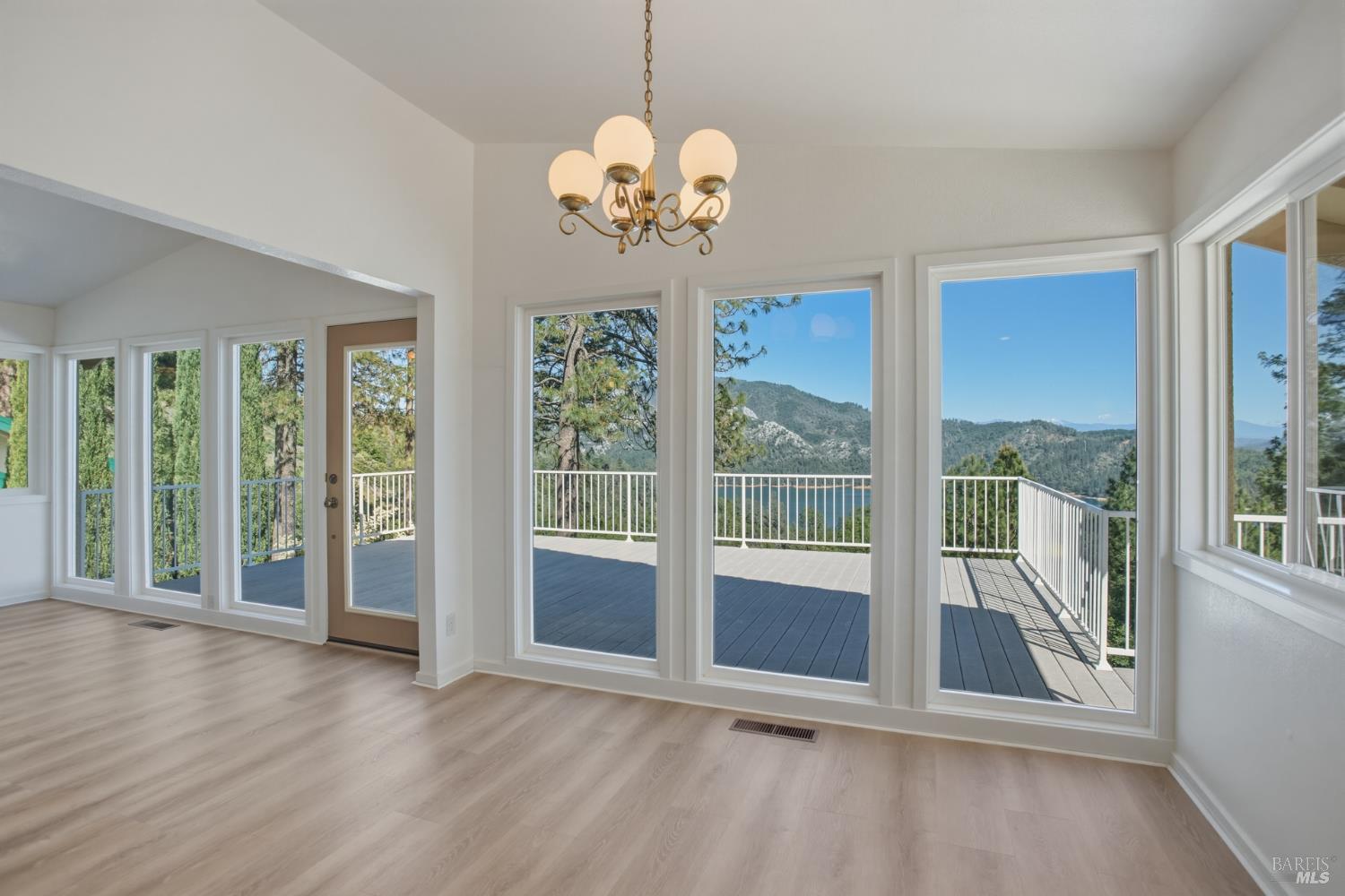 19985 Northwoods Drive Lakehead CA 96051