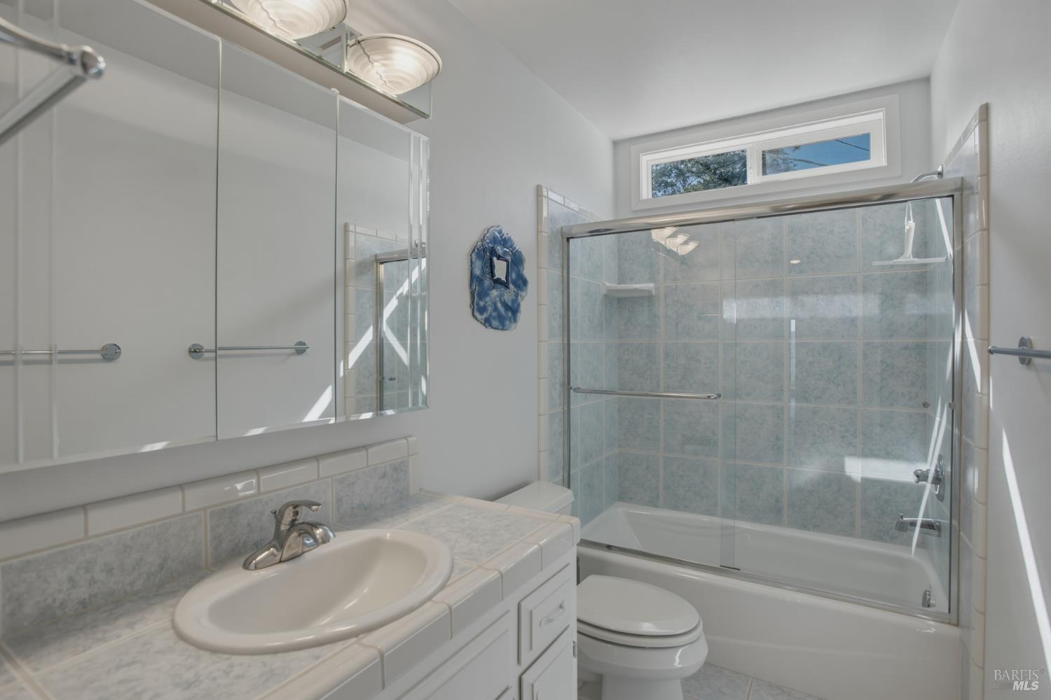 19985 Northwoods Drive Lakehead CA 96051