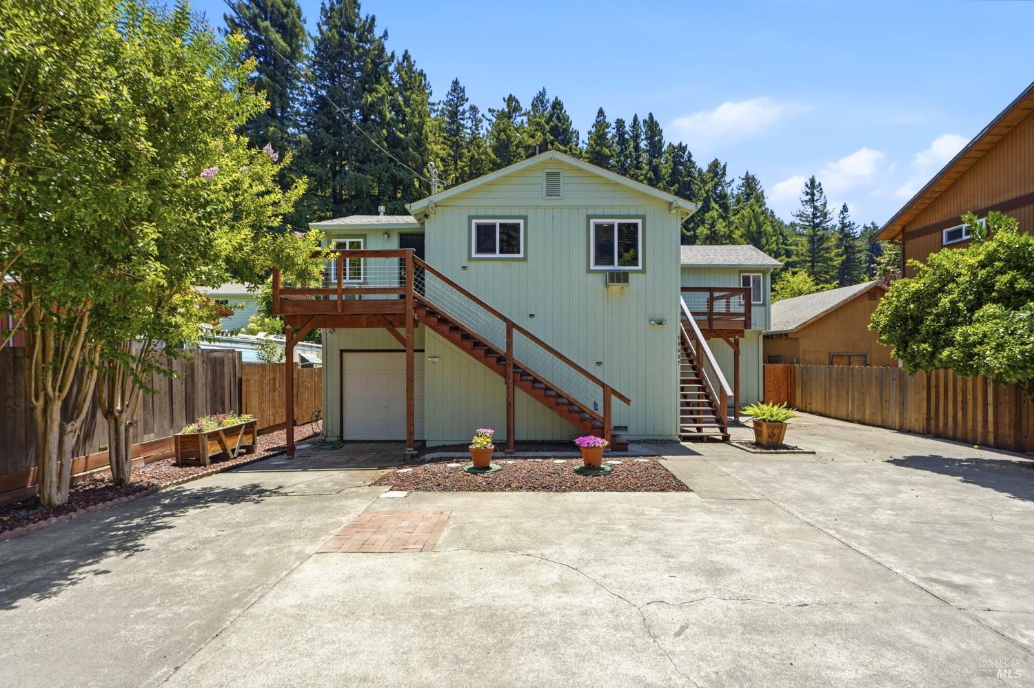 10607 River Road Forestville CA 95436