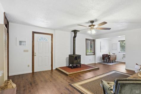 10607 River Road Forestville CA 95436