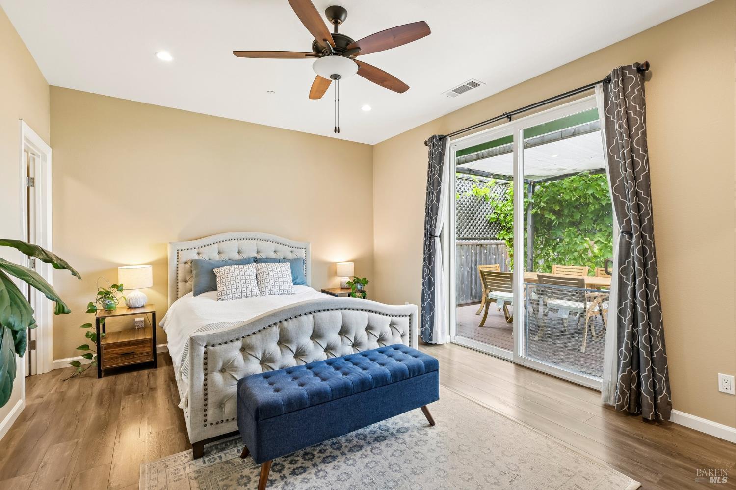 3654 Coffey Lane Santa Rosa CA 95403