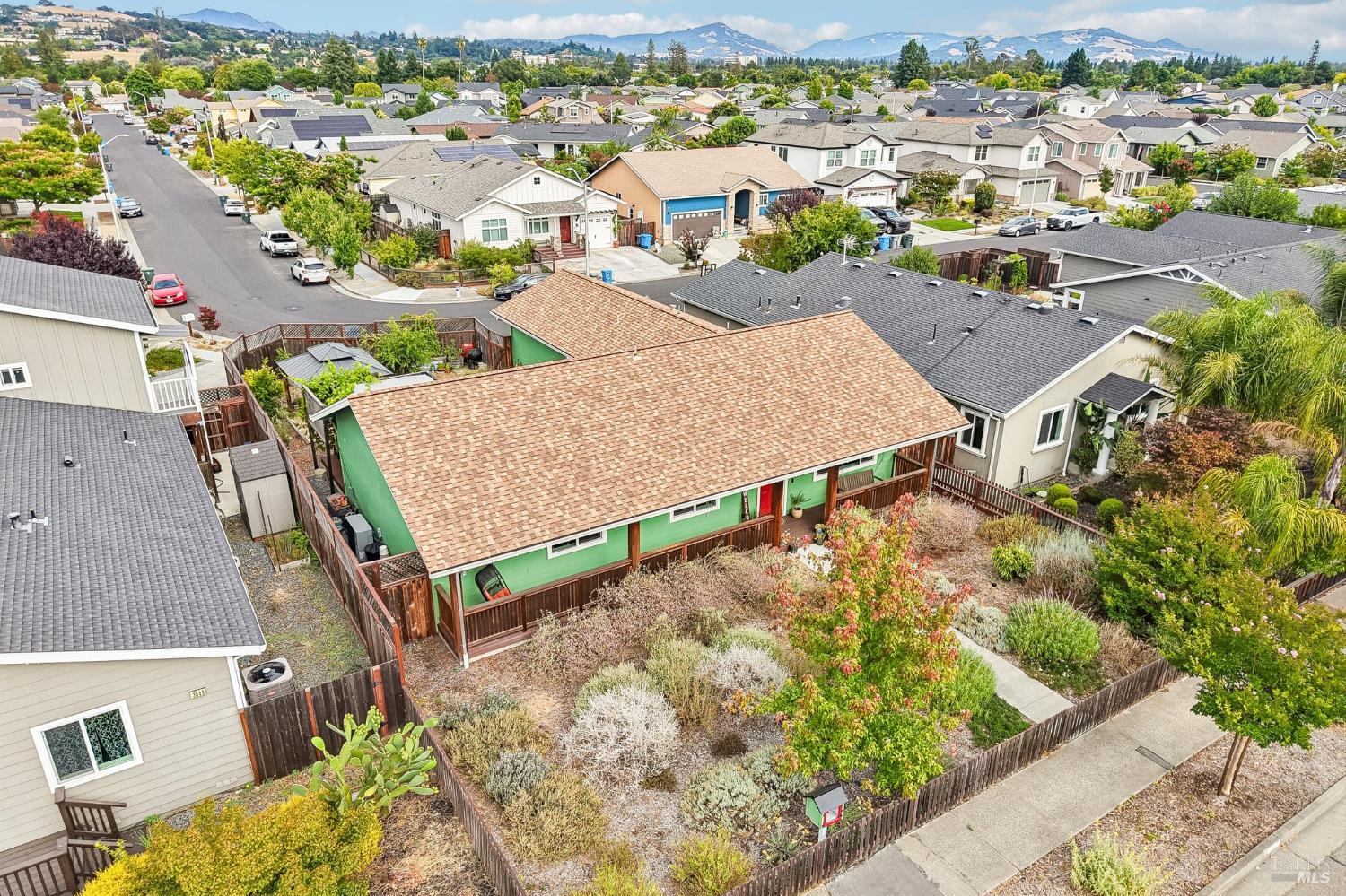 3654 Coffey Lane Santa Rosa CA 95403