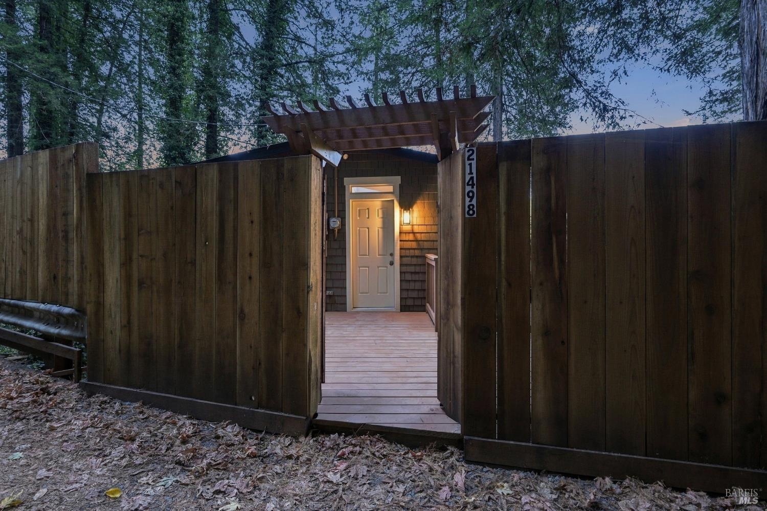 21498 Starrett Hill Road Monte Rio CA 95462