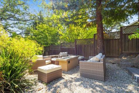 3436 Henderson Circle Santa Rosa CA 95403