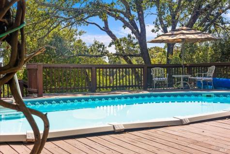 3436 Henderson Circle Santa Rosa CA 95403