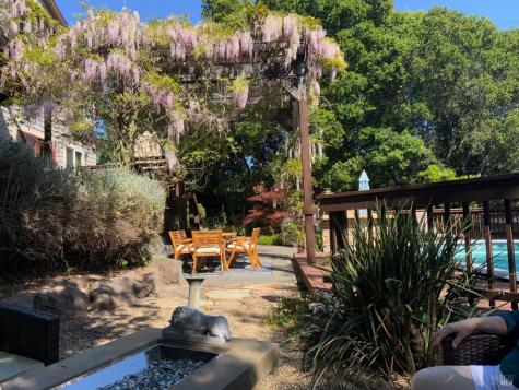 3436 Henderson Circle Santa Rosa CA 95403
