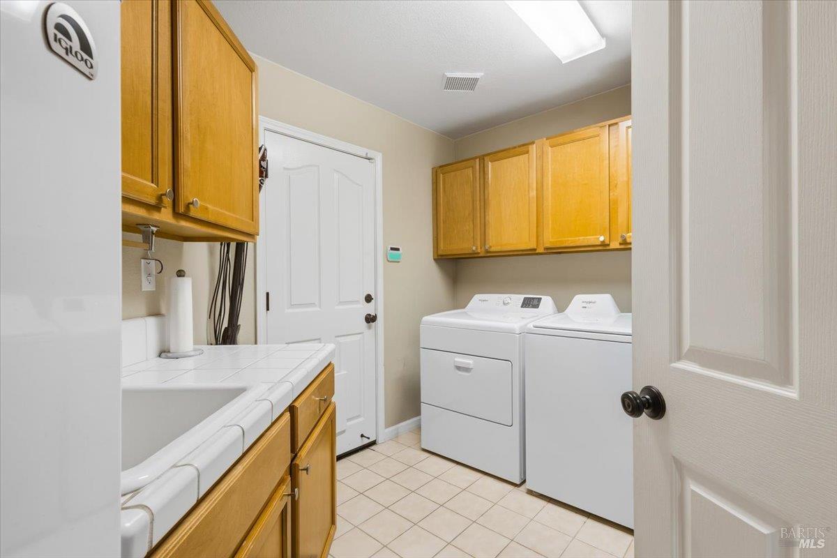 3436 Henderson Circle Santa Rosa CA 95403