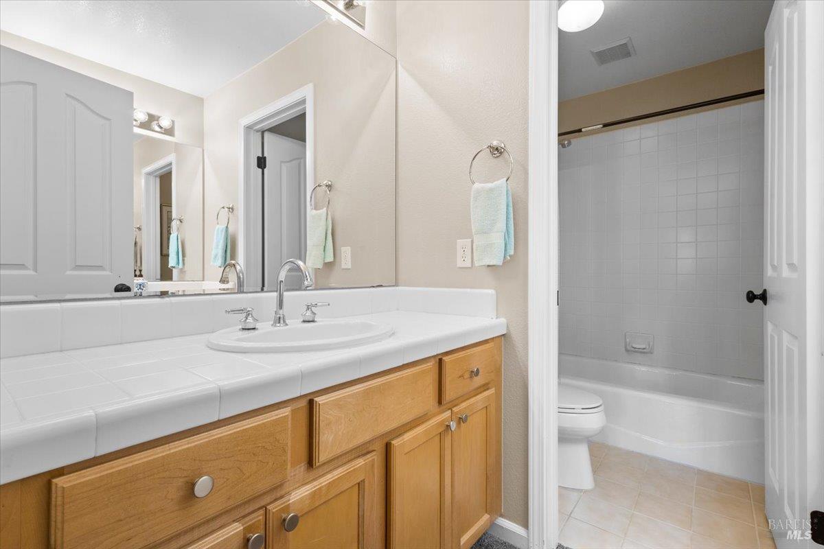 3436 Henderson Circle Santa Rosa CA 95403