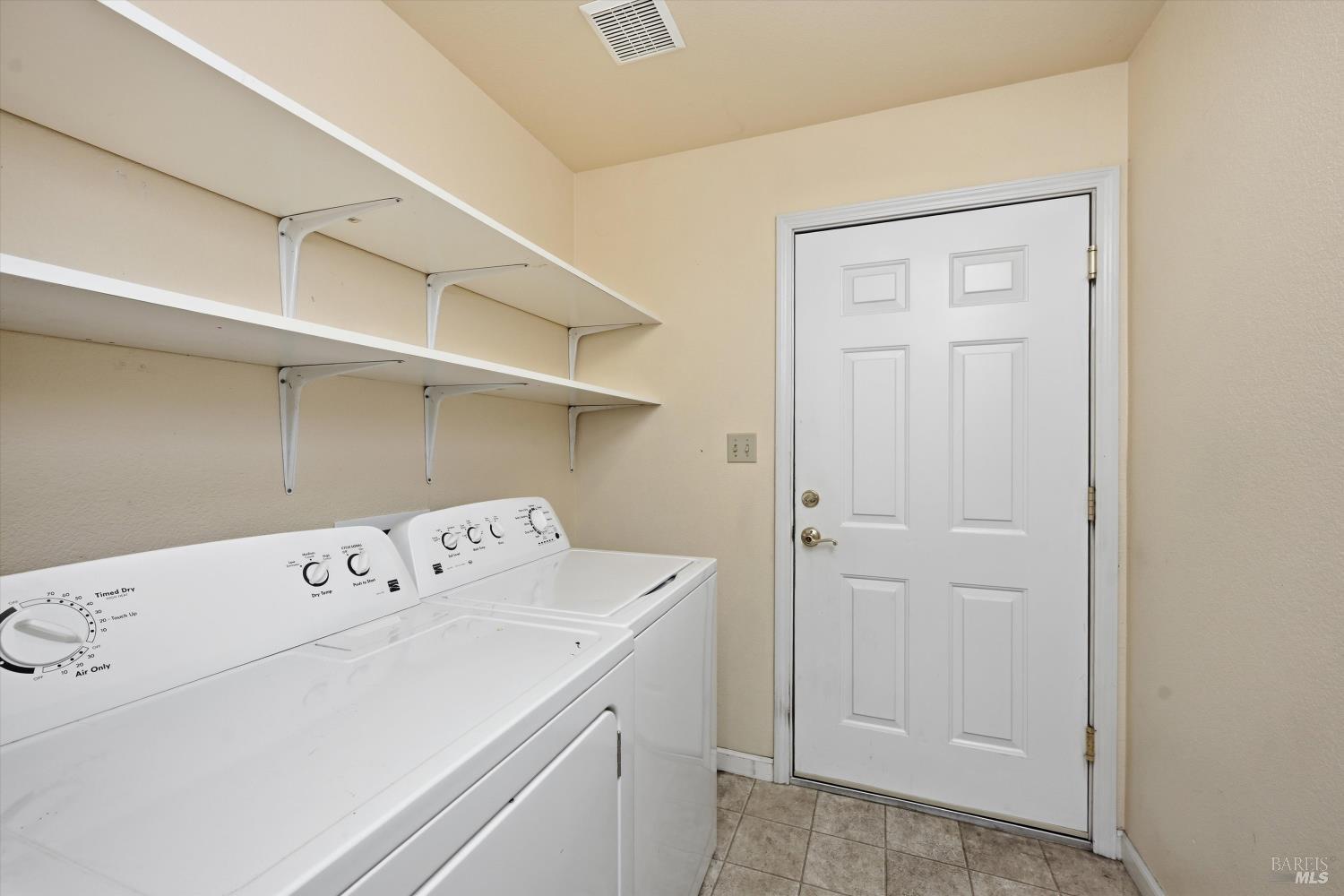 18846 Horseshoe Road Hidden Valley Lake CA 95467