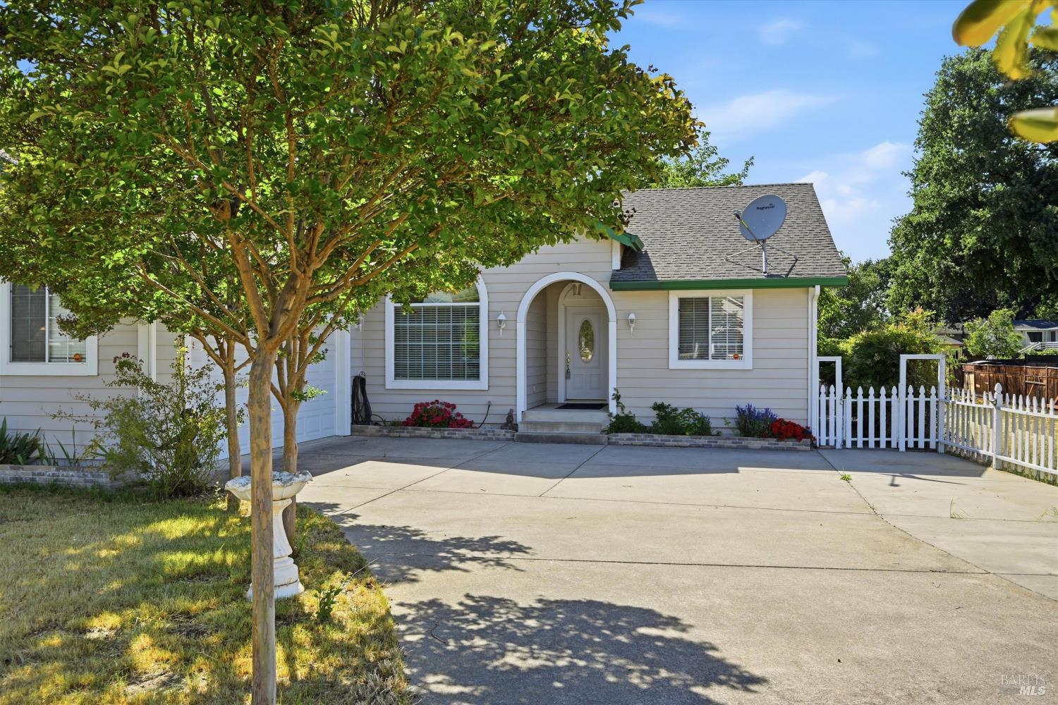 18846 Horseshoe Road Hidden Valley Lake CA 95467