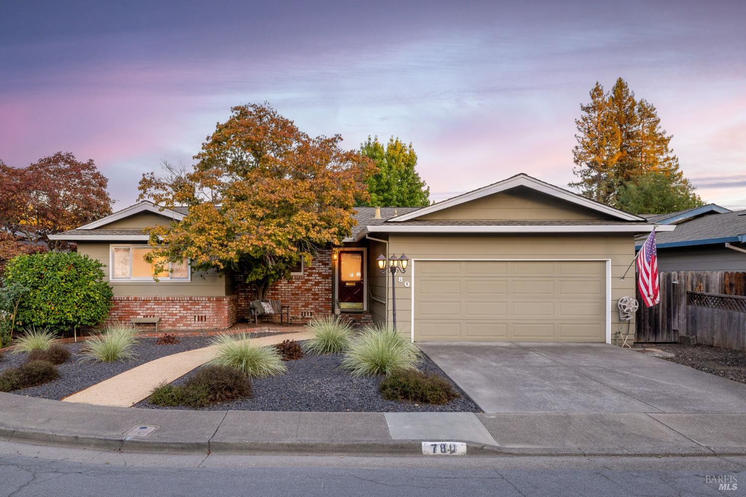 780 Hoen Court Santa Rosa CA 95405
