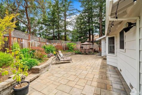 2904 Field Stone Court Santa Rosa CA 95405