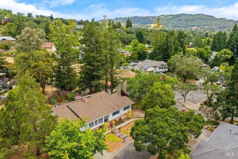 2904 Field Stone Court Santa Rosa CA 95405