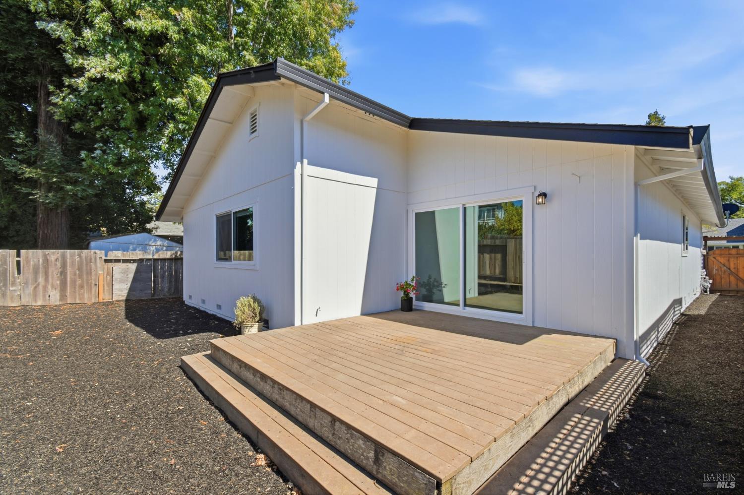 1462 Jasmine Circle Rohnert Park CA 94928