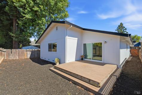 1462 Jasmine Circle Rohnert Park CA 94928