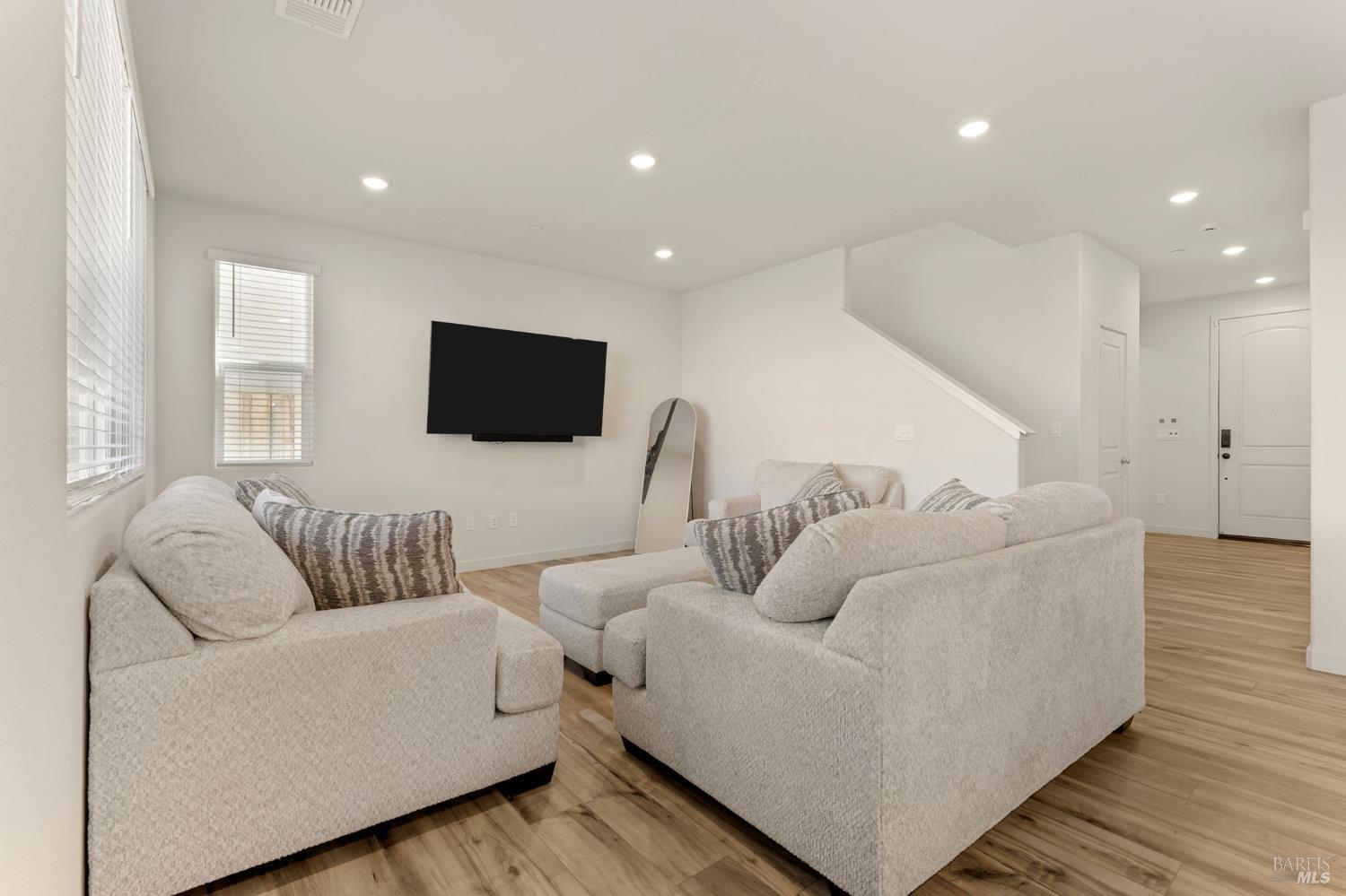 2874 Shaver Street Fairfield CA 94533