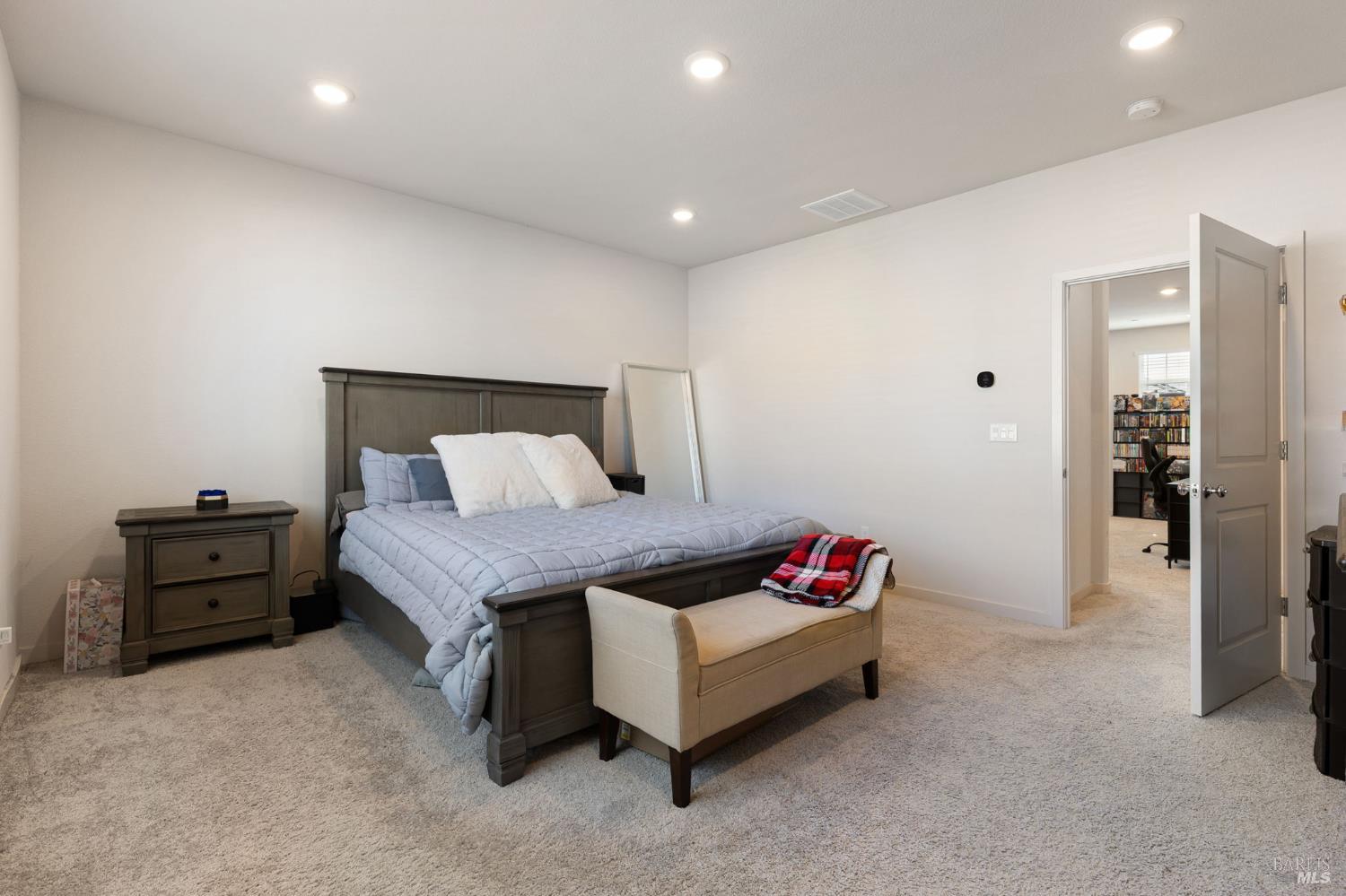 2874 Shaver Street Fairfield CA 94533