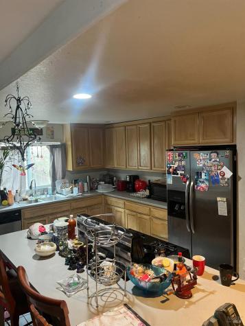 1889 Jennings Avenue Santa Rosa CA 95401